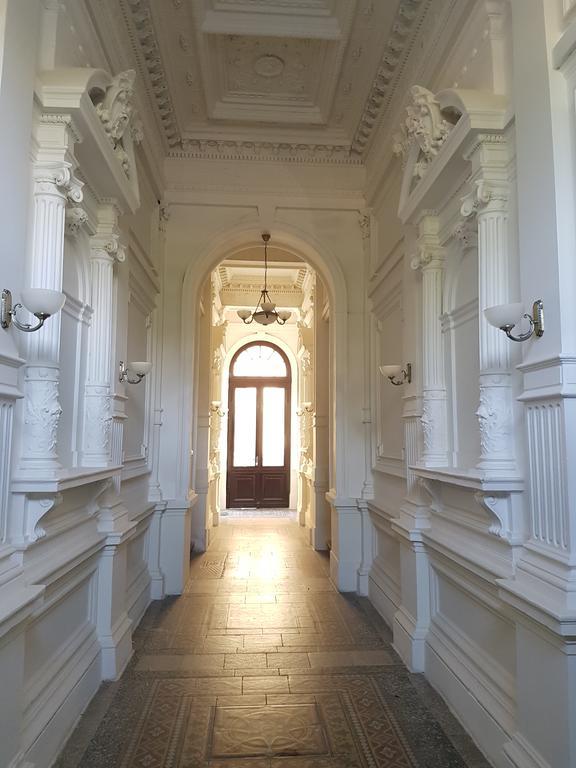 Charles Apartment プラハ エクステリア 写真