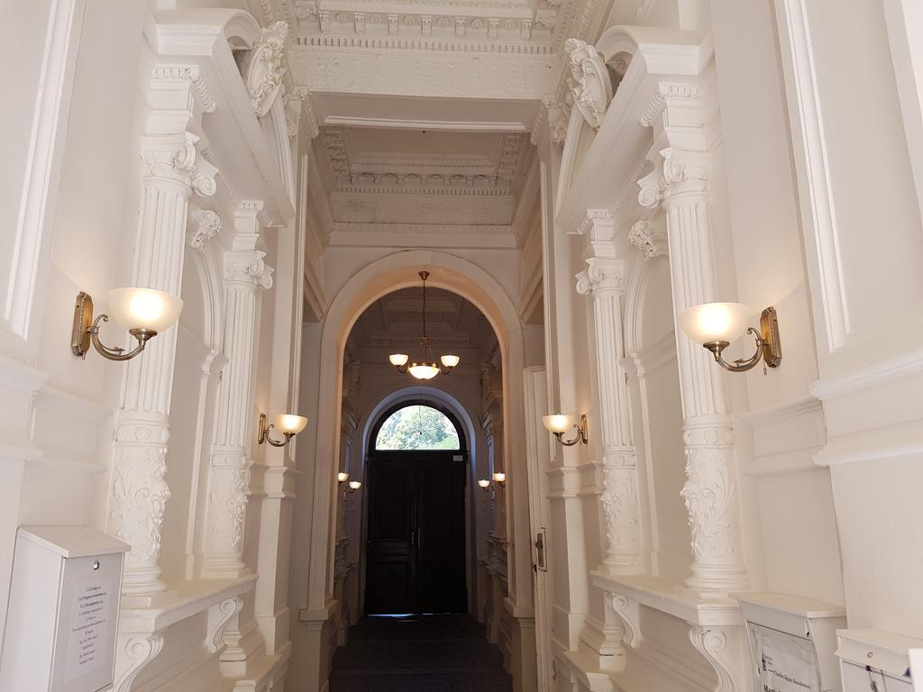 Charles Apartment プラハ エクステリア 写真